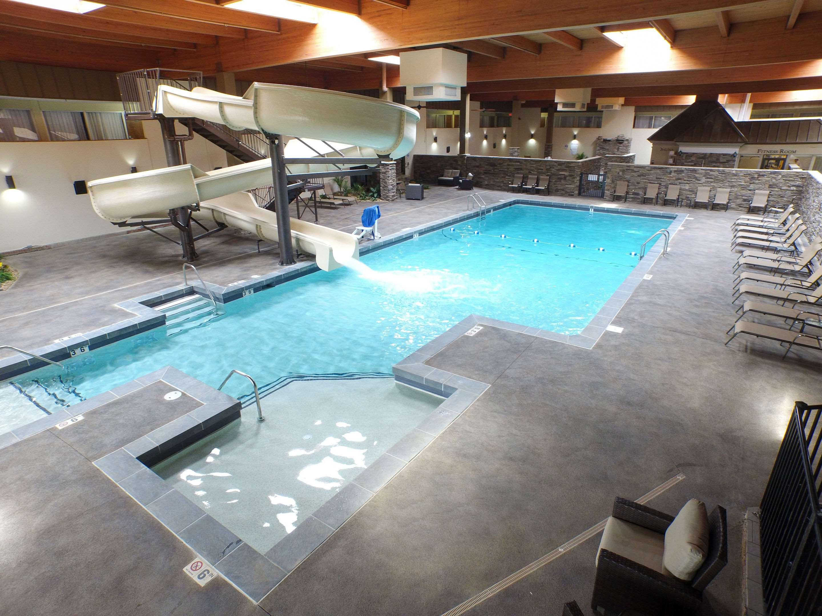 Cascades Mountain Resort, Ascend Hotel Collection Hendersonville Exterior photo